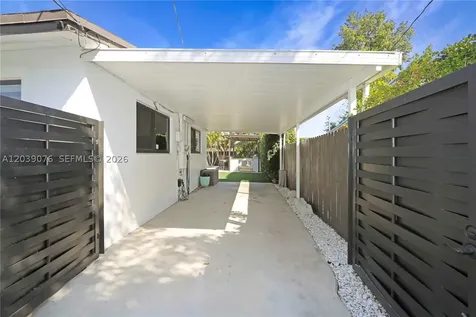 6751 SW 13th Street Miami FL 33144