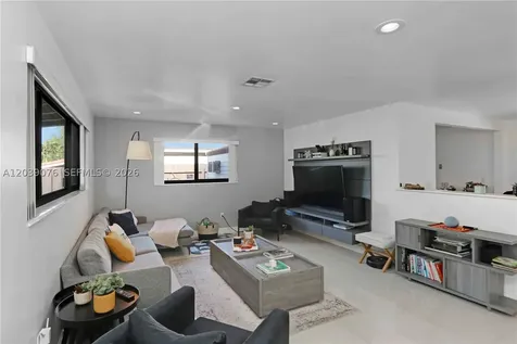6751 SW 13th Street Miami FL 33144