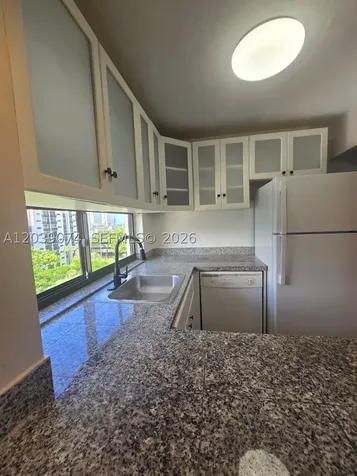 16919 N Bay Road Sunny Isles Beach FL 33160