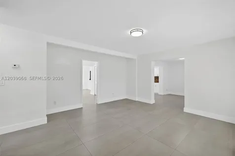 17150 NE 18th Avenue North Miami Beach FL 33162