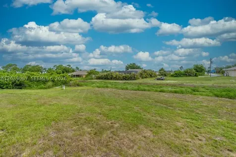 5054 Benton Street Lehigh Acres FL 33971