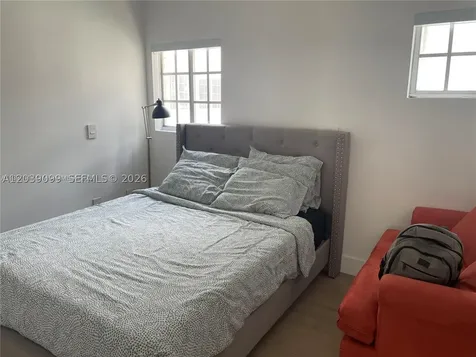 700 16th Street Miami Beach FL 33139