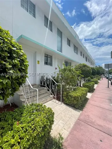 700 16th Street Miami Beach FL 33139