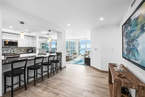 5055 Collins Avenue Miami Beach FL 33140