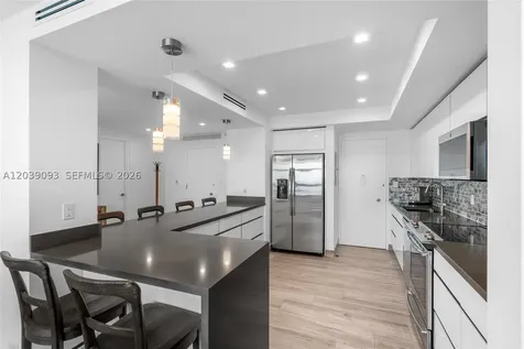 5055 Collins Avenue Miami Beach FL 33140