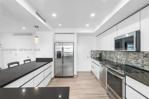 5055 Collins Avenue Miami Beach FL 33140