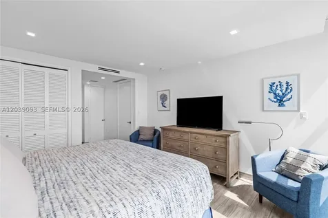 5055 Collins Avenue Miami Beach FL 33140