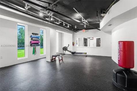 5055 Collins Avenue Miami Beach FL 33140