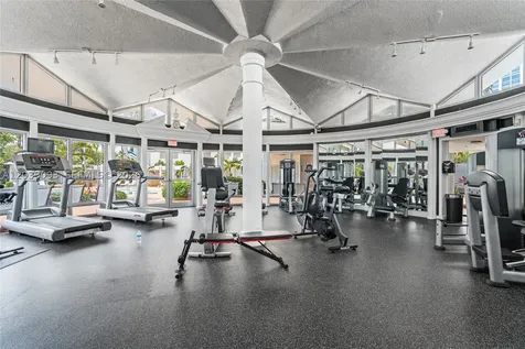 5055 Collins Avenue Miami Beach FL 33140