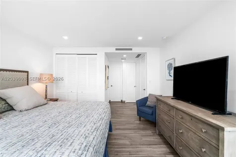5055 Collins Avenue Miami Beach FL 33140