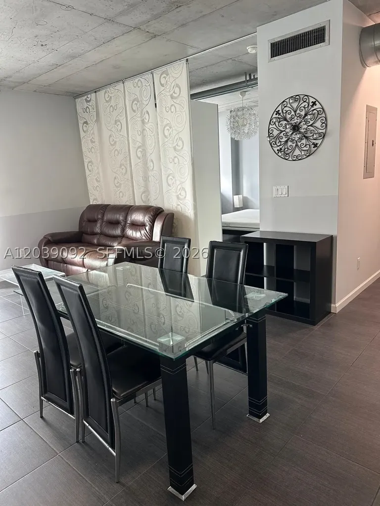 690 SW 1st Court Miami FL 33130