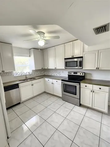 7966 SW 7th Court North Lauderdale FL 33068