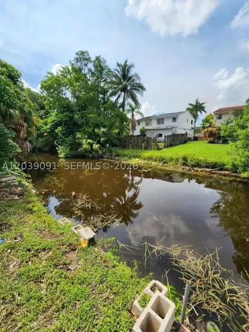 7966 SW 7th Court North Lauderdale FL 33068