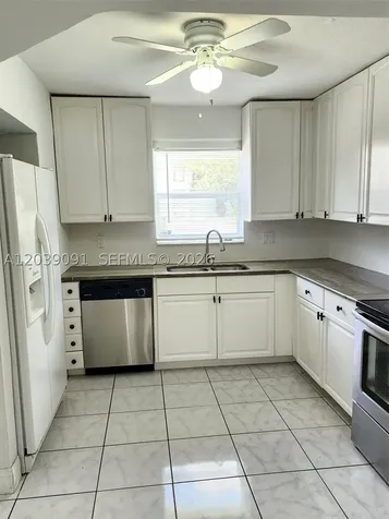 7966 SW 7th Court North Lauderdale FL 33068