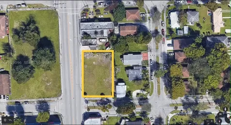 4923 NW 17th Avenue Miami FL 33142