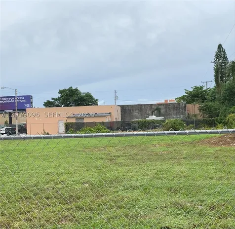 4923 NW 17th Avenue Miami FL 33142
