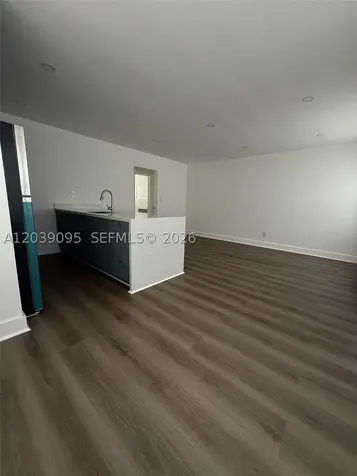 2191 NE 167th Street North Miami Beach FL 33162