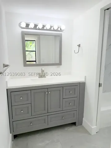 16909 N Bay Road Sunny Isles Beach FL 33160