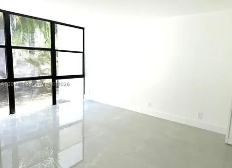 16909 N Bay Road Sunny Isles Beach FL 33160