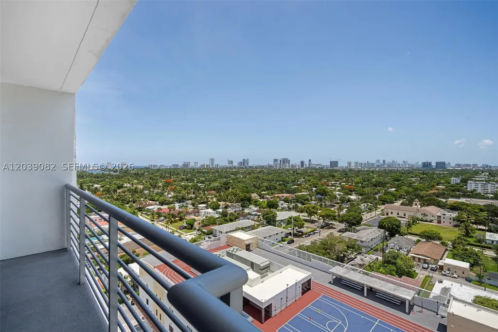 1720 Harrison Street Hollywood FL 33020