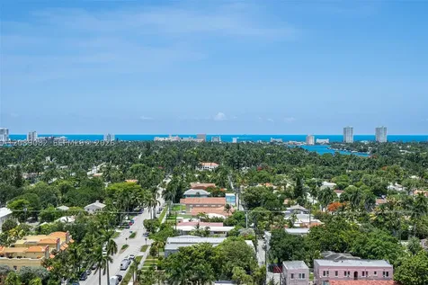 1720 Harrison Street Hollywood FL 33020