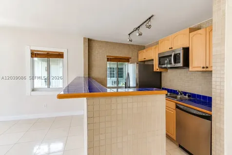 549 Meridian Avenue Miami Beach FL 33139