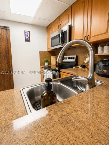 11800 SW 18th Street Miami FL 33175