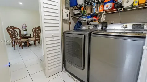 7548 NW 173rd Terrace Hialeah FL 33015
