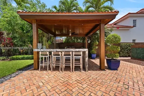 11163 NW 71st Terrace Doral FL 33178