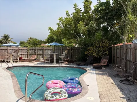 4401 NW 8th Street Coconut Creek FL 33066