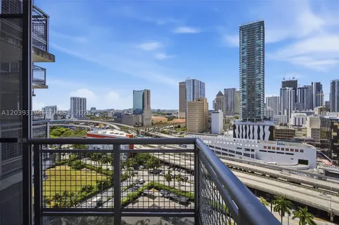 350 S Miami Avenue Miami FL 33130