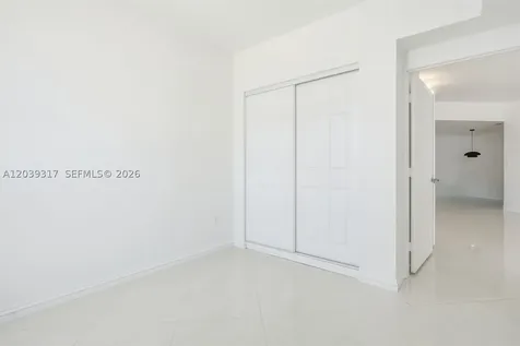 350 S Miami Avenue Miami FL 33130