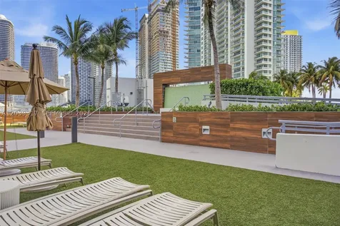 350 S Miami Avenue Miami FL 33130