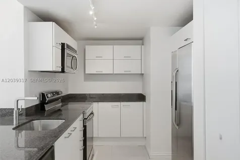 350 S Miami Avenue Miami FL 33130