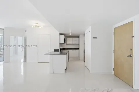 350 S Miami Avenue Miami FL 33130