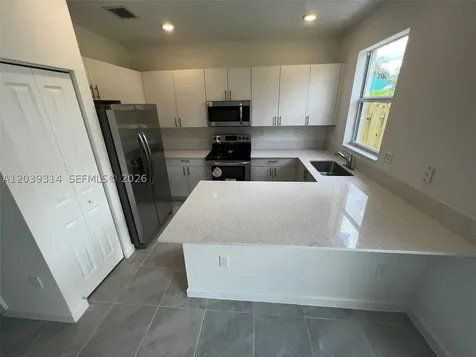 1810 SE 26th Terrace Homestead FL 33035