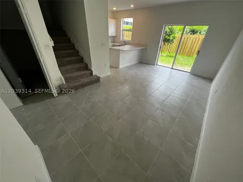 1810 SE 26th Terrace Homestead FL 33035