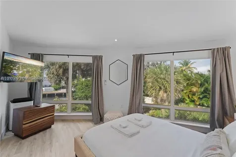1809 Coral Gardens Drive Wilton Manors FL 33306