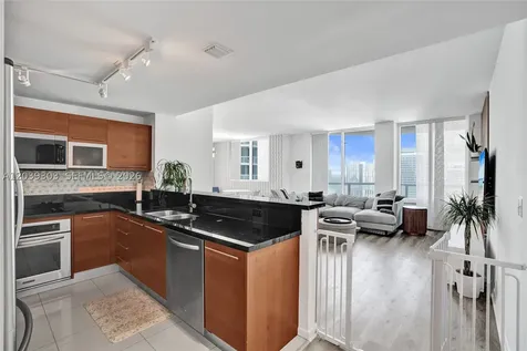 244 Biscayne Boulevard Miami FL 33132