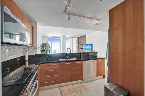 244 Biscayne Boulevard Miami FL 33132