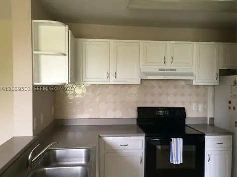 7511 Seurat Street Orlando FL 32819
