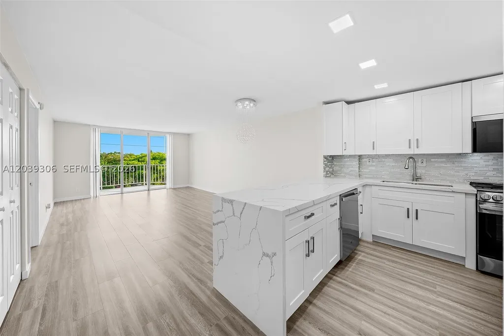 16740 NE 9th Avenue North Miami Beach FL 33162