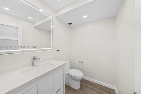 16740 NE 9th Avenue North Miami Beach FL 33162