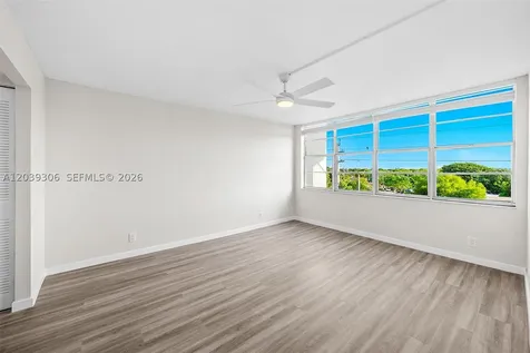 16740 NE 9th Avenue North Miami Beach FL 33162