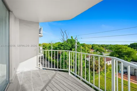 16740 NE 9th Avenue North Miami Beach FL 33162