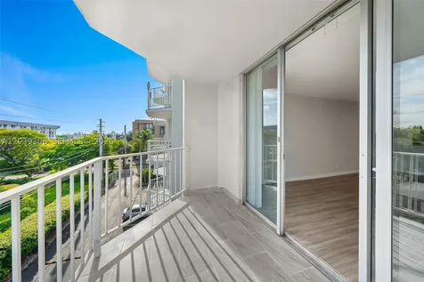 16740 NE 9th Avenue North Miami Beach FL 33162