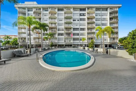 16740 NE 9th Avenue North Miami Beach FL 33162