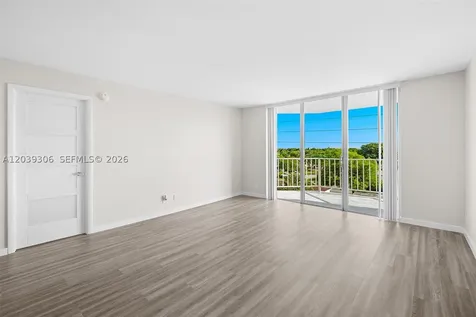 16740 NE 9th Avenue North Miami Beach FL 33162