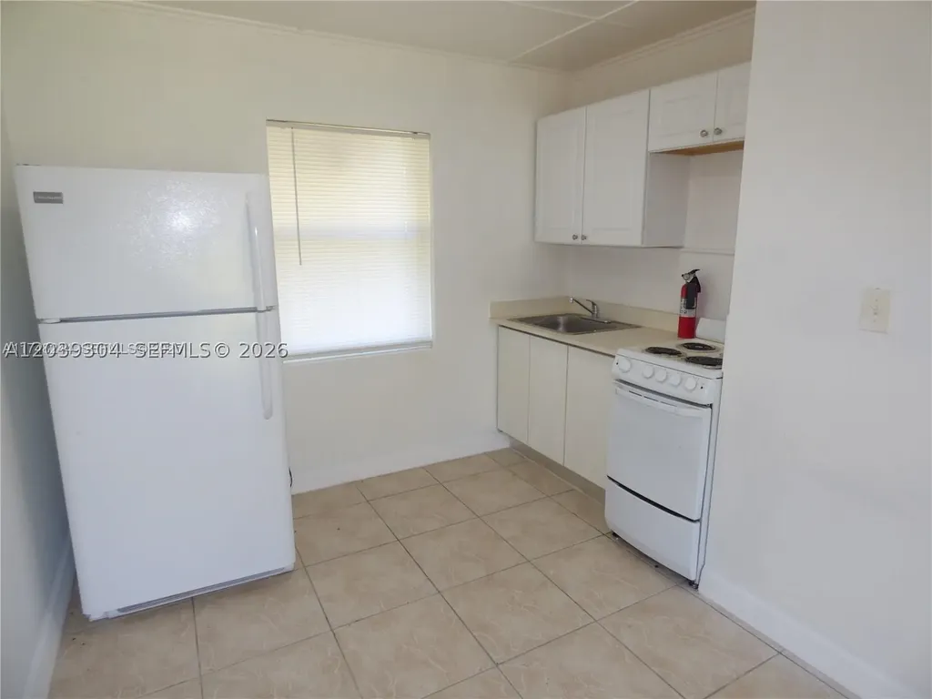 411 Columbus Parkway Hollywood FL 33021