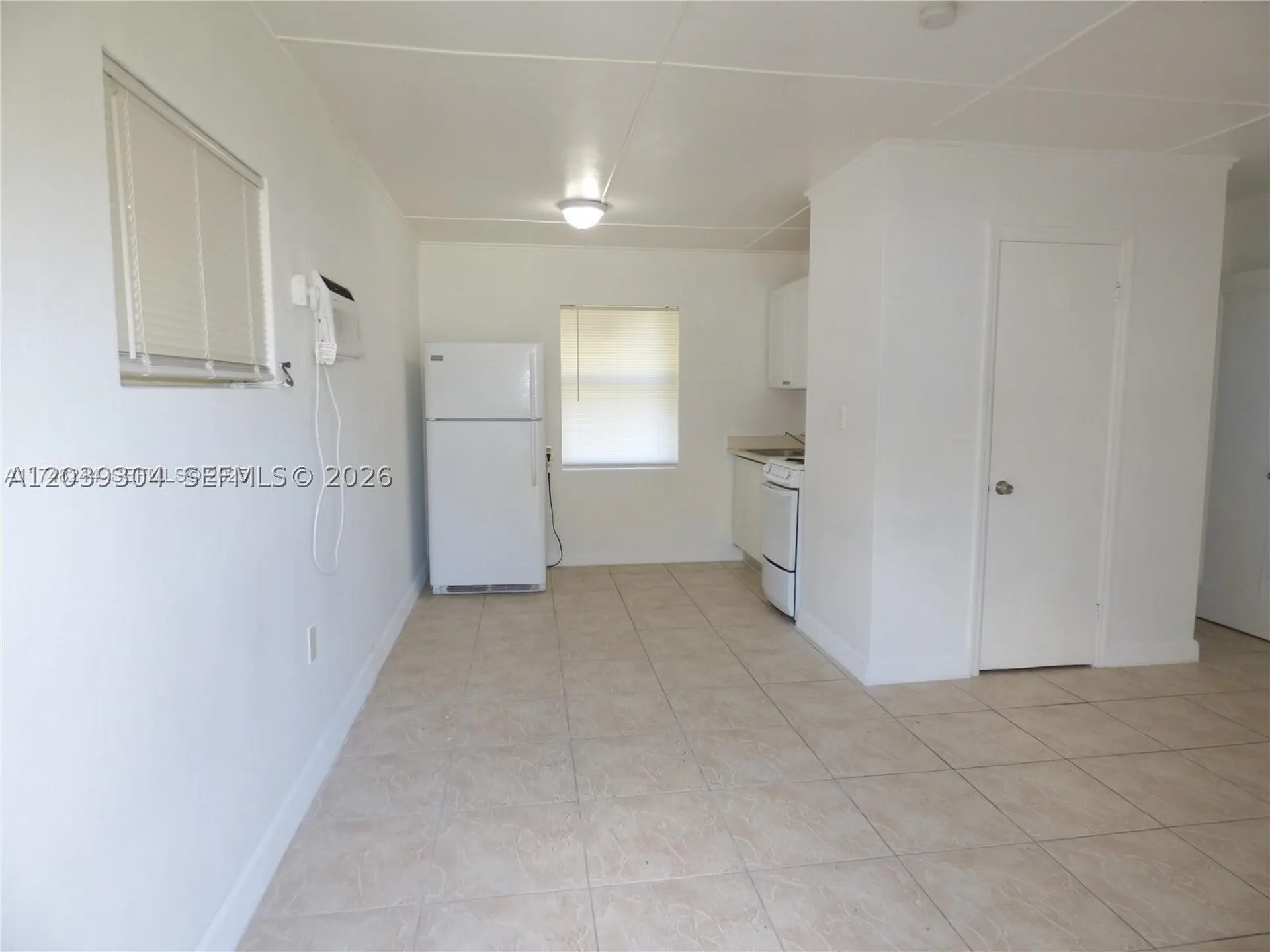 411 Columbus Parkway Hollywood FL 33021